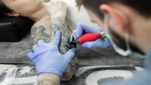 Tatuajes afectarían la termorregulación del cuerpo humano
