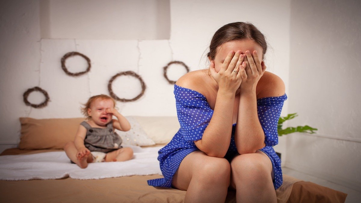 Depresión posparto podría aparecer después de 6 meses del nacimiento del bebé