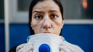 Enfermeras del mundo se enfrentan a trauma colectivo por el Covid-19
