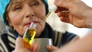 Cannabis ayudaría a reducir la hipertensión en adultos mayores Cannabis ayudaría a reducir la hipertensión en adultos mayores