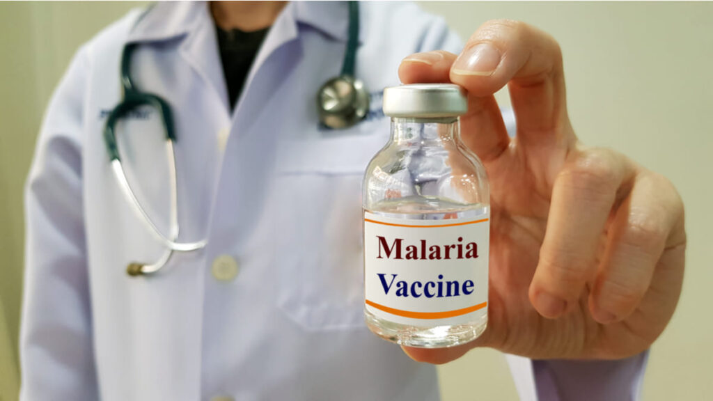 Universidad de Oxford desarrolla una vacuna contra la malaria que es 75% eficaz