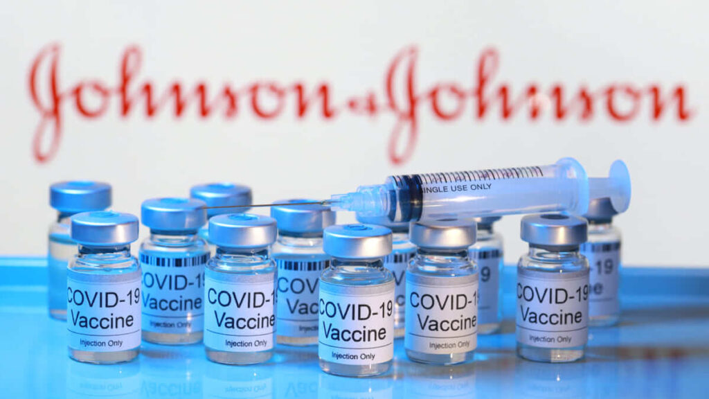FDA Johnson & Johnson pedirá autorización para dosis de refuerzo de su vacuna Covid-19