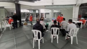 vacunacion contra covid-19 llega al 50 por ciento Bogota