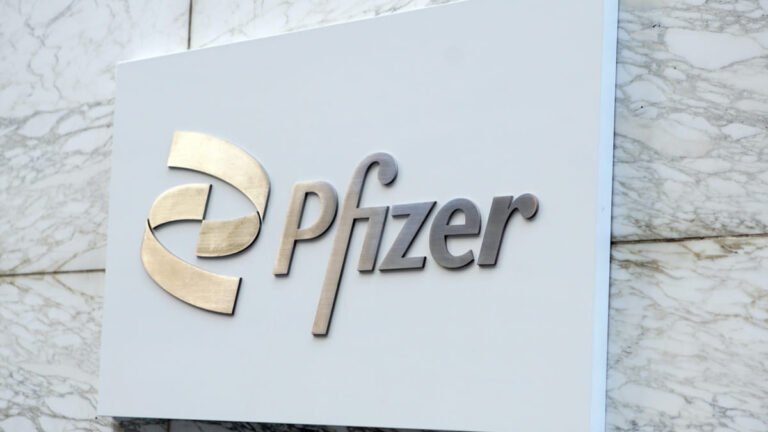 Pfizer preve ventas US$36 mil millones vacuna covid