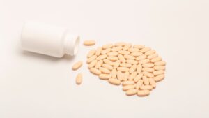Aducanumab Biogen reduce a la mitad el precio de su medicamento para el Alzheimer