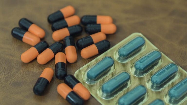 Crean algoritmo que prescribe antibióticos y analiza el riesgo de resistencia