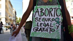 Ecuador aprueba el aborto en casos de violación