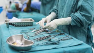 El ejercicio de la instrumentación quirúrgica requiere el título como instrumentador quirúrgico profesional Minsalud