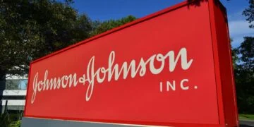 J&J detiene previsión de ventas de su vacuna contra covid-19 por baja demanda 28 J&J detiene previsión de ventas de su vacuna contra covid-19 por baja demanda