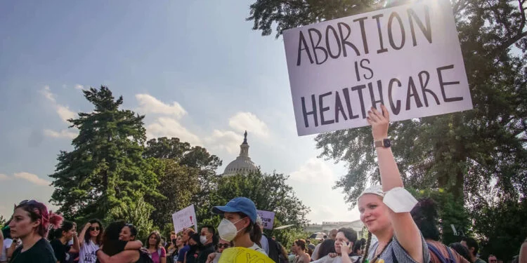 Implicaciones globales de los cambios al aborto en EE.UU.