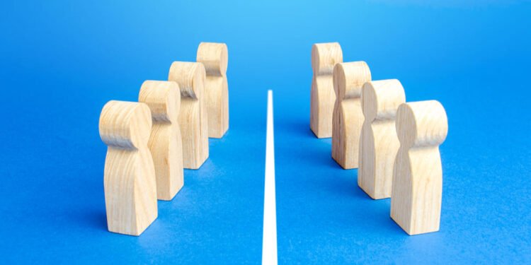 Moderna demanda a Pfizer por patente de tecnología ARNm