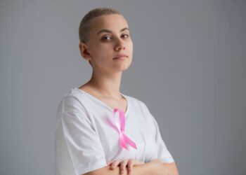 Casos de cáncer en personas menores de 50 años se incrementan en el mundo