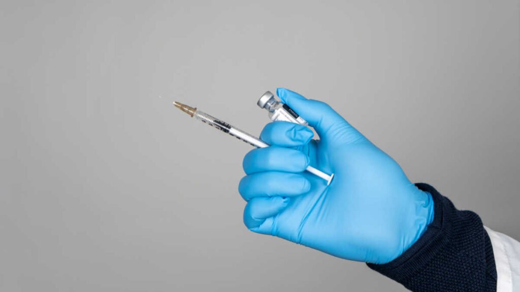 Pfizer presenta nuevos datos sobre su vacuna pentavalente para la meningitis