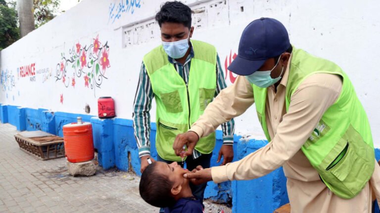 OMS recibe donación de países de renta alta para erradicación de la poliomielitis