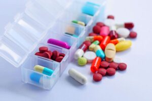Dura alerta de ACEMI más de 1.200 medicamentos desabastecidos