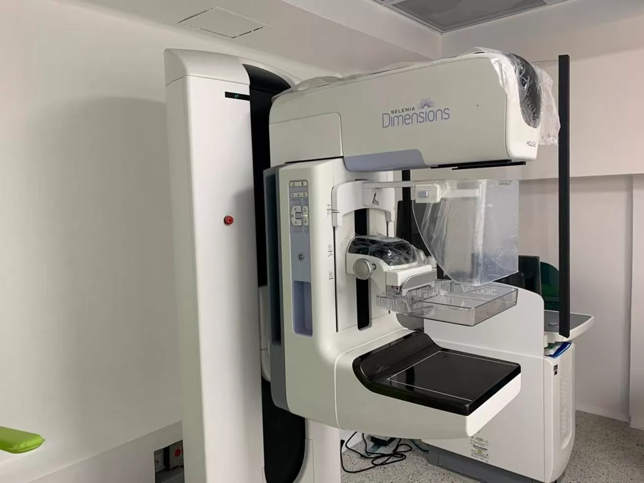 Medellín adquiere nueva tecnología para la prevención del cáncer de mama