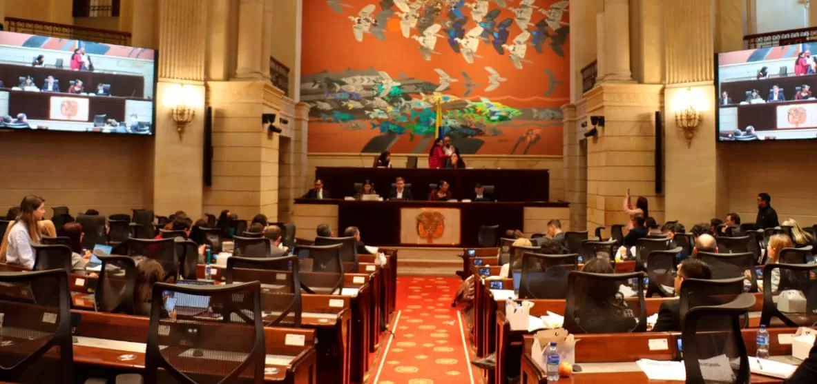 AmCham Colombia reforma a la salud debería modernizar el INVIMA