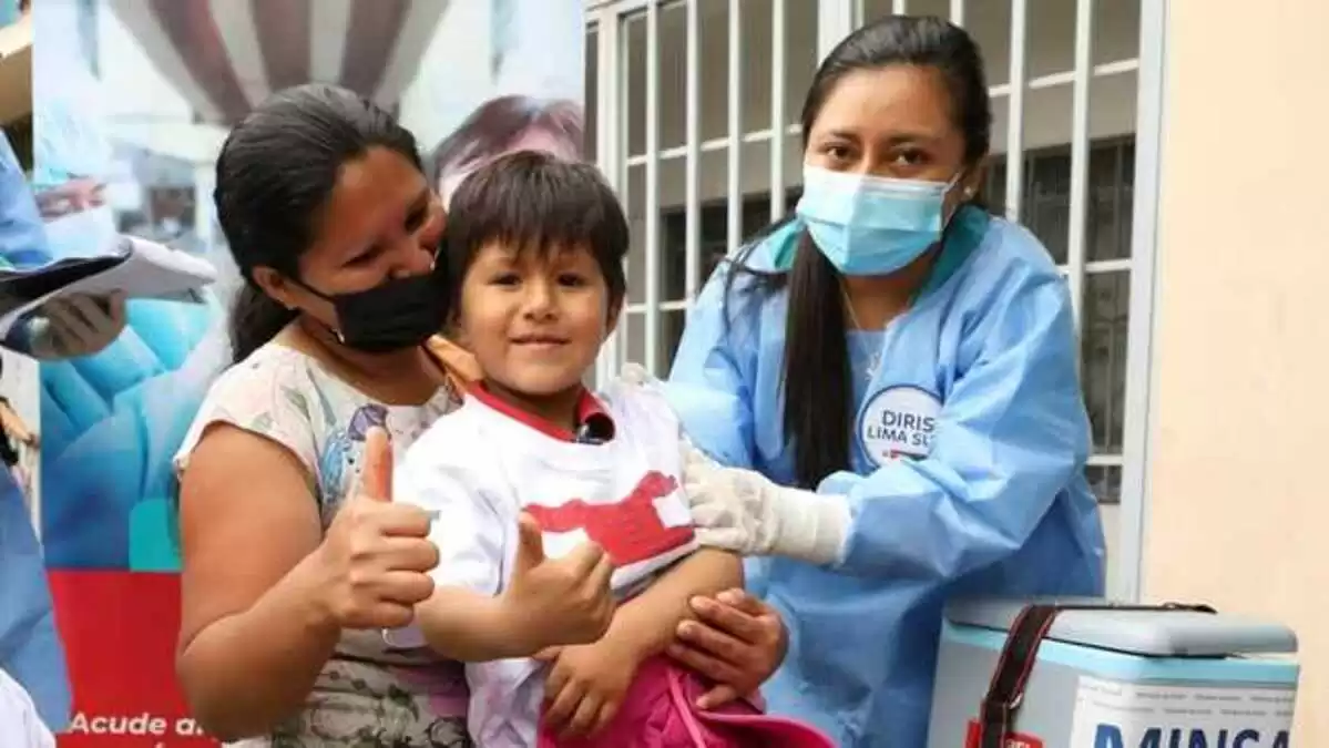 Brechas de vacunación infantil en Perú