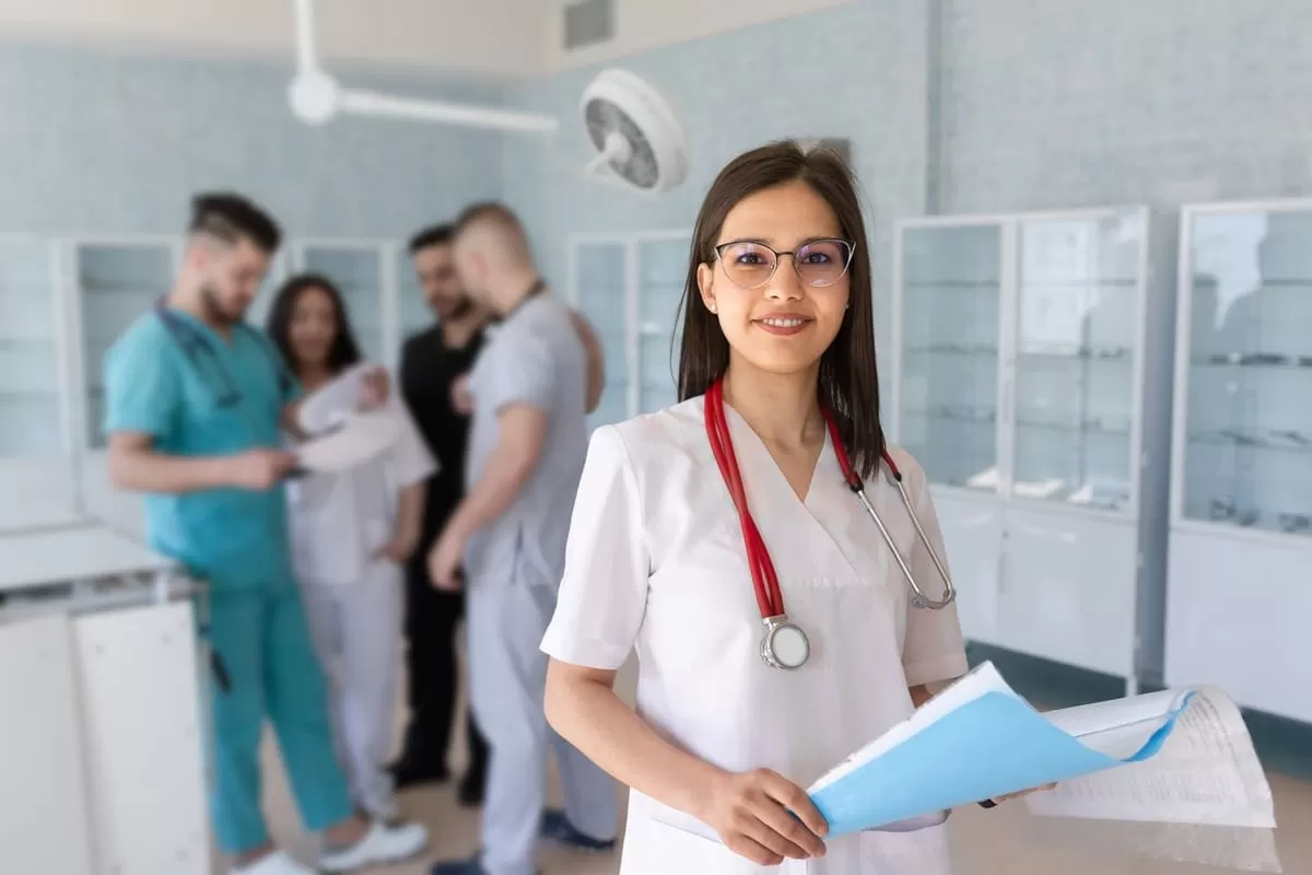 Empleo Salud líder conectar empresas talentos de Colombia