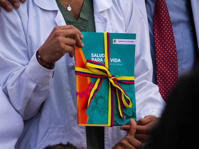 Reforma a la salud no se incluyó en las sesiones extraordinarias