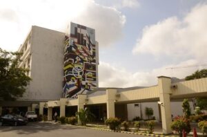 Declaran nulidad del contrato del Hospital Universitario CARI