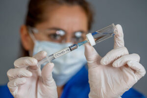 IETS inaugura el Consejo de Evaluación de Reacciones Adversas a la Vacuna COVID-19