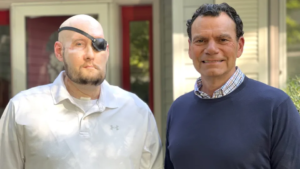 En EE.UU. realizan el primer trasplante de ojo completo