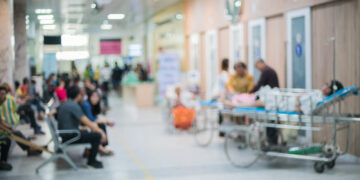 Llamado urgente de usuarios y asociaciones de pacientes a los entes de control del país para salvar el sistema de salud