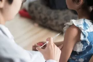 Minsalud insta a una actualización urgente del esquema de vacunación contra el sarampión en niños y niñas