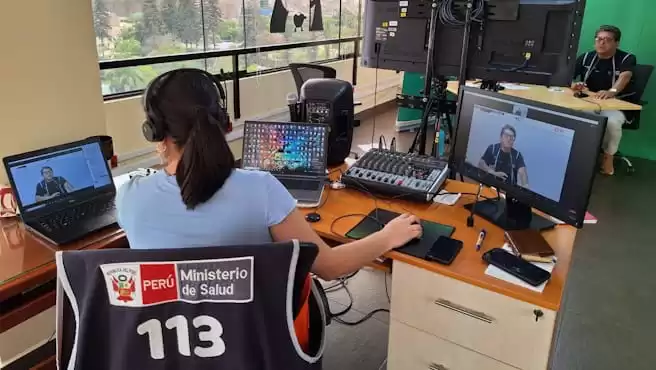 Miles de profesionales de salud en Perú fortalecen sus conocimientos sobre el dengue a través de telecapacitaciones