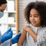 Brechas en la vacunación: 1,2 millones de niños menores de un año sin protección en las Américas