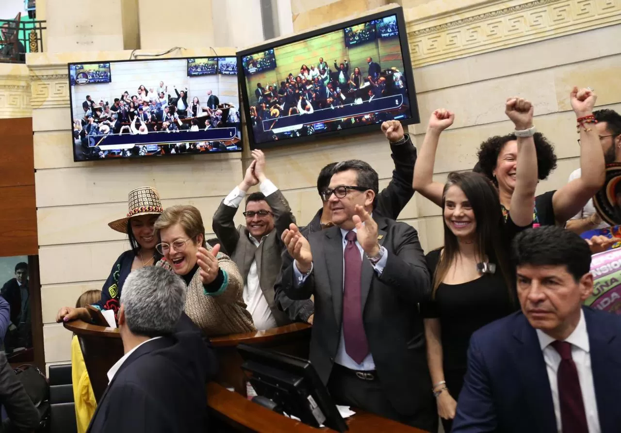 ¡Atención! Senado aprueba los 95 artículos de la reforma pensional