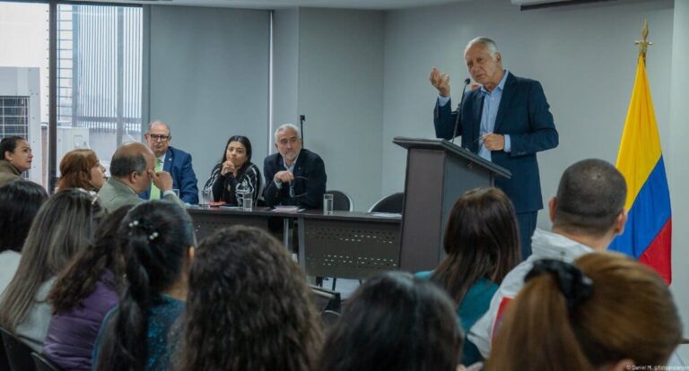 Reforma a la Salud 166 Colombia lanzó el Plan Nacional de Eliminación y Erradicación de Enfermedades Transmisibles