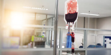 Escándalo de sangre contaminada en el Reino Unido, miles de personas resultaron infectadas