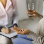 Terapia hormonal menopáusica podría aumentar el riesgo del cáncer de ovario