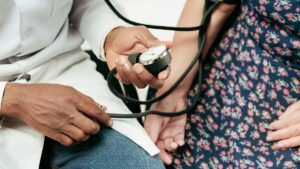 Minsa refuerza capacidades de médicos del primer nivel para el abordaje de enfermedades no transmisibles en Perú