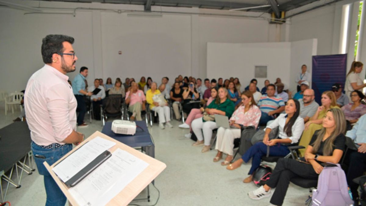Diálogos territoriales, Superintendente de salud Luis Carlos Leal Angarita escucha a la población en Palmira