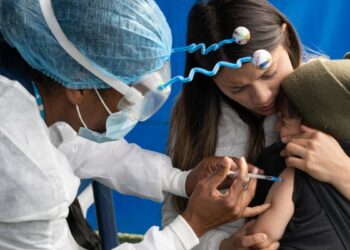 Llamado urgente a la vacunación para prevenir la tosferina en Bogotá