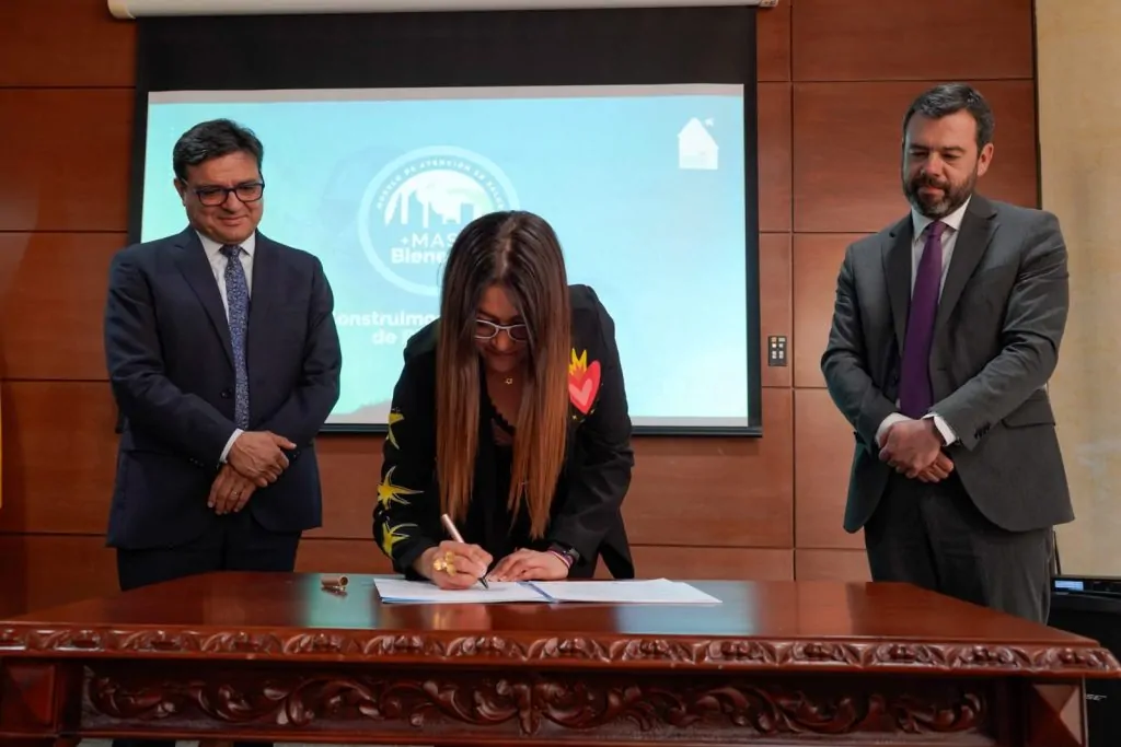 Distrito firma convenios con EPS y Subredes para implementar el Modelo Salud MAS Bienestar 11 1