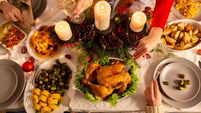Reforma a la Salud 18 Celebra una Navidad saludable: consejos para evitar excesos y cuidar tu salud