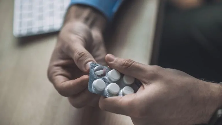 Reforma a la Salud 9 Compra centralizada Antirretrovirales