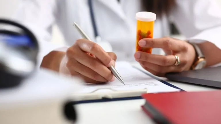 Reforma a la Salud 8 Prescripcion medicamentos no UPC