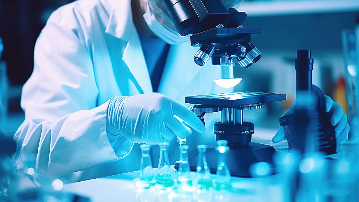 La FDA aprueba el uso de acalabrutinib para tratar el linfoma de células del manto