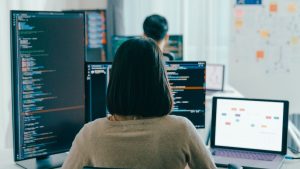 Revolución laboral en 2025 sectores emergentes impulsan la creación de empleos