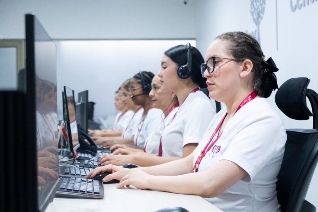 HIC revoluciona la atencion en UCI con su avanzada Central de Telemonitoreo Intrahospitalaria