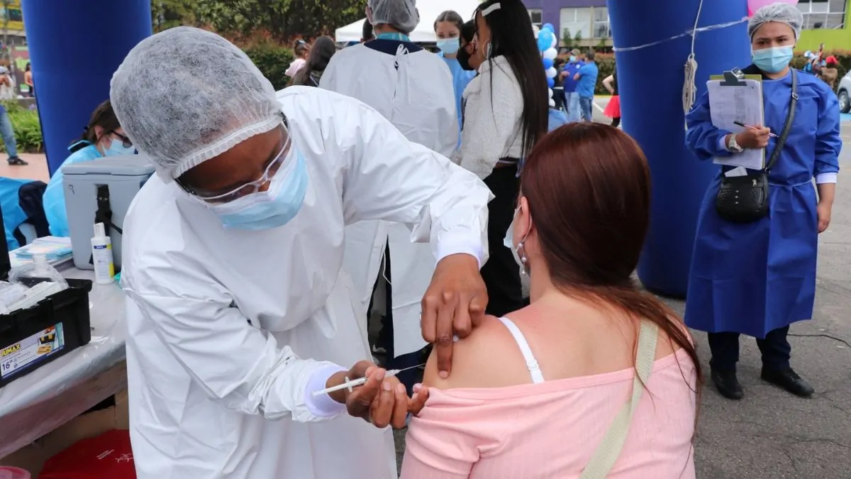 Bogotá refuerza estrategias contra el cáncer de cuello uterino con prevención y detección temprana