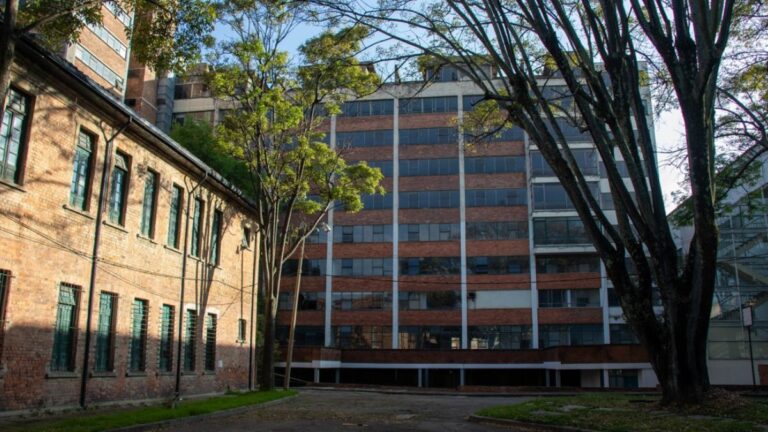 Hospital San Juan de Dios en el centro del debate Bogotá defiende su potestad decisoria frente a la Junta de Conservación