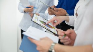 ¿Cómo ha cambiado el modelo de salud del magisterio en su primer año de implementación? Gobierno y Fomag evalúan resultados 