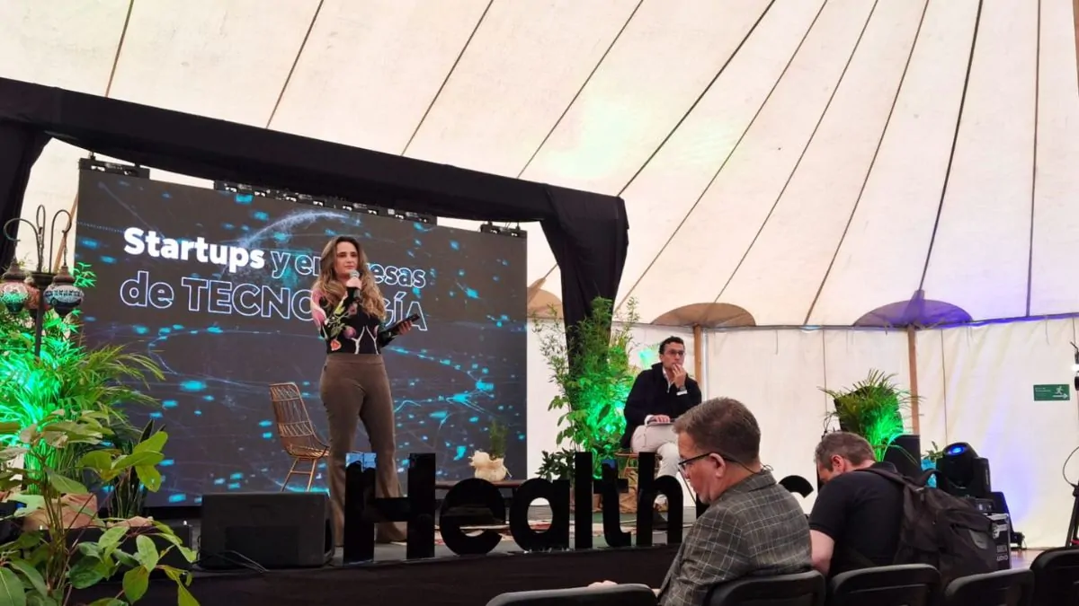 ¿Cómo la inteligencia artificial está transformando la salud en Colombia Expertos revelan su impacto en Latam HealthTech Forum 2025