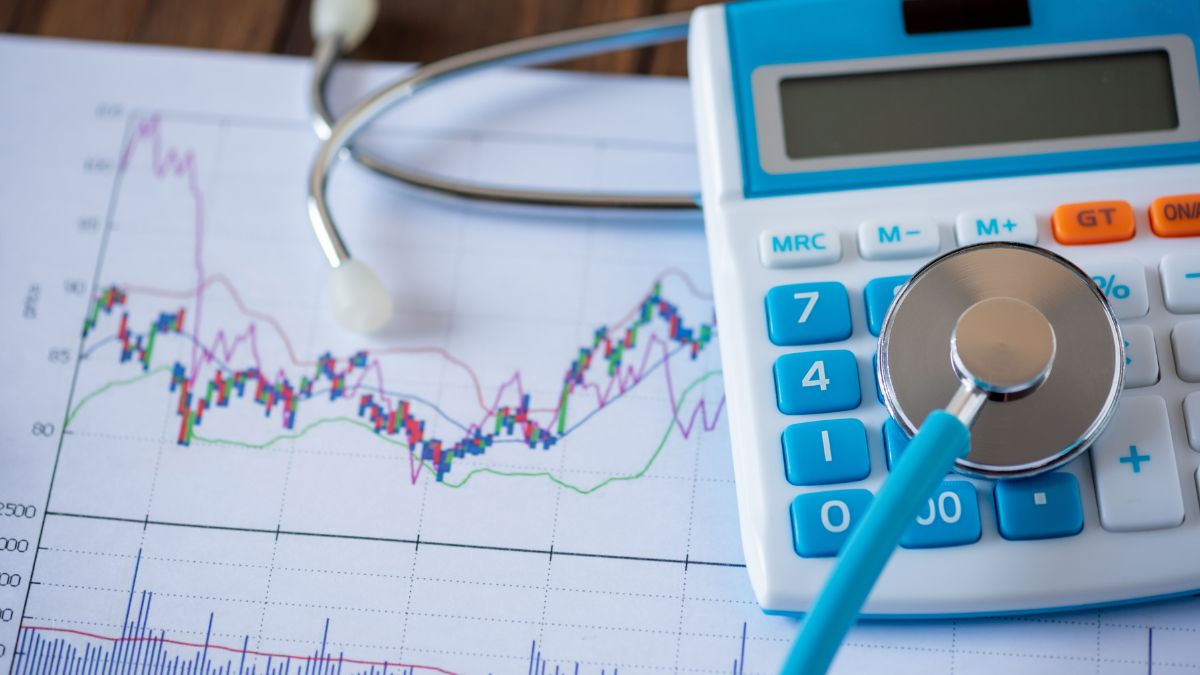 Minsalud fija en 70% la apropiación de rendimientos financieros por parte de EPS y EAS para 2025